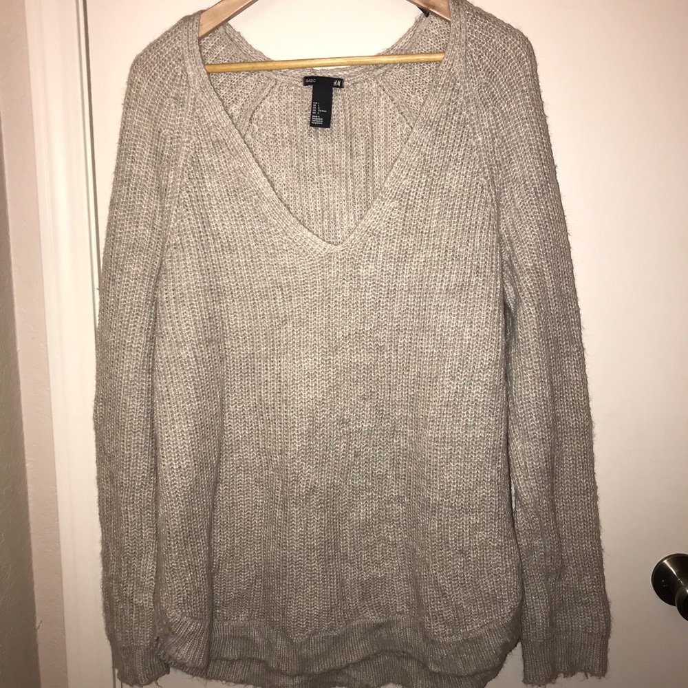 Warm Sweater! Cute with Leggings & Boots!